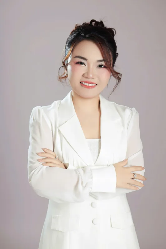 Ảnh chân dung Lê Ngô Mỹ Ngân